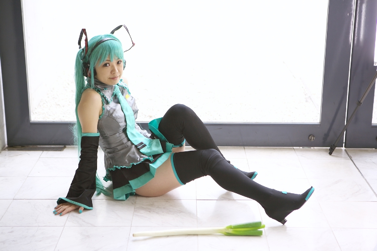 [Cosplay]  Vocaloid - Sexy Hatsune Miku